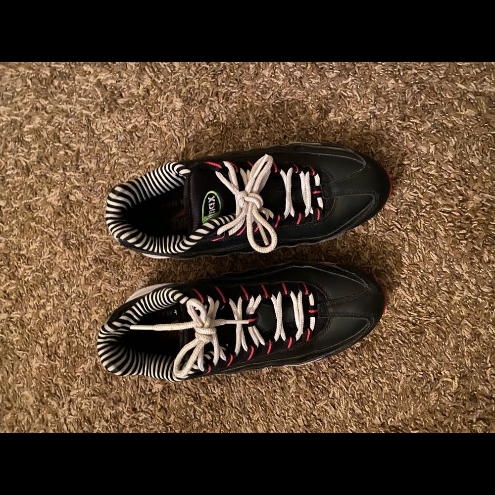 Nike Air Max 95 Sneakers